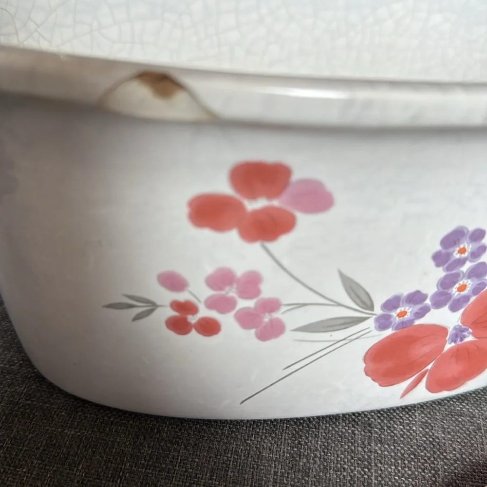 Vintage 1985 Galleria Collection Stoneware 2.4mtrs Covered Casserole Dish‎